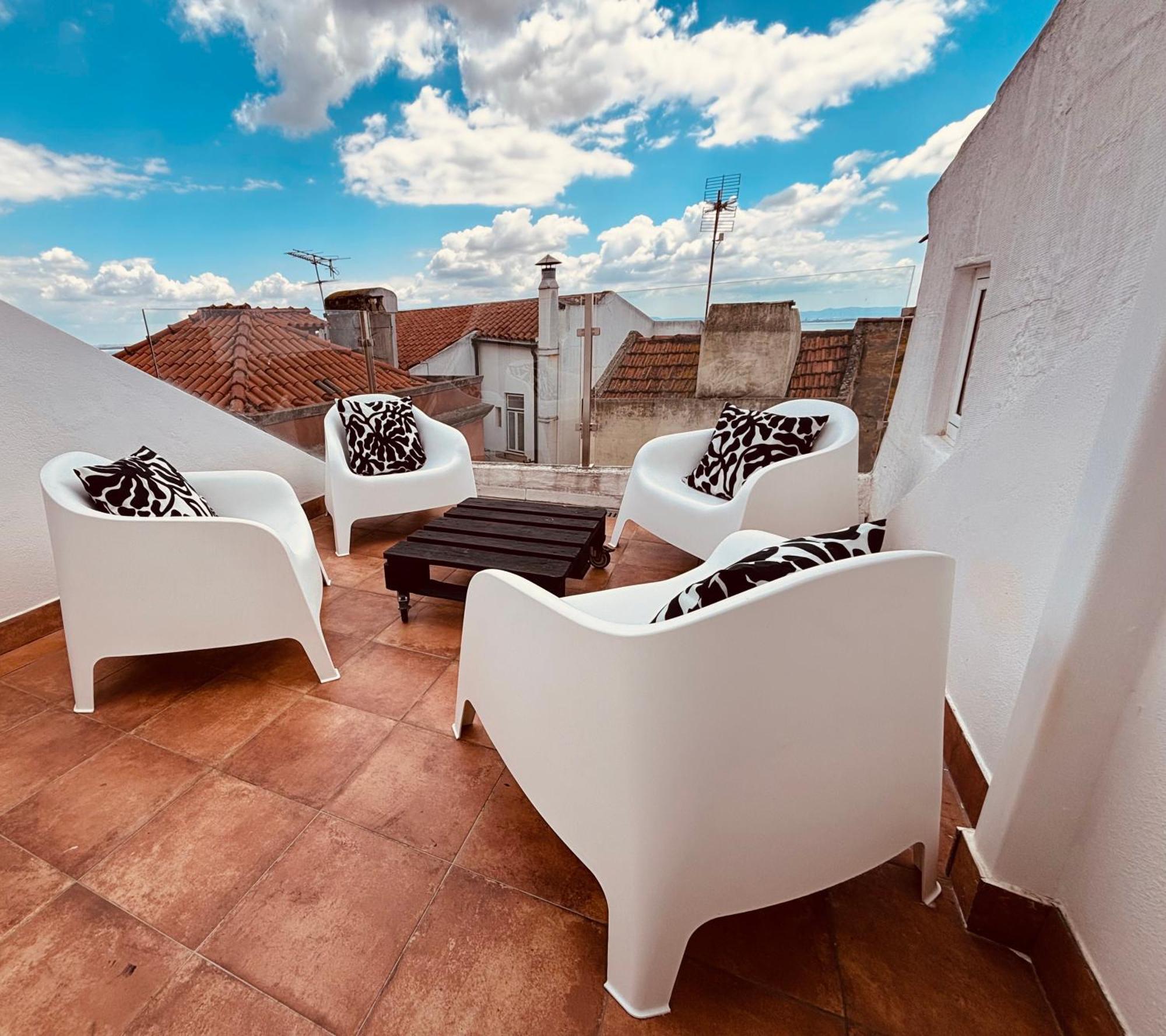 Apartment Cosy Alfama Hideout - With Rooftop Terrace